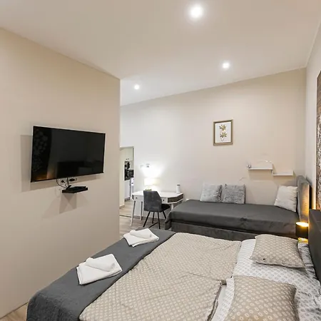 Polar Apartment